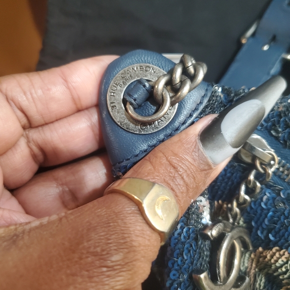 **SOLD** Chanel Coco Cuba Waist Bag Sequins and Quilted Lambskin Blue - Picture 9 of 12